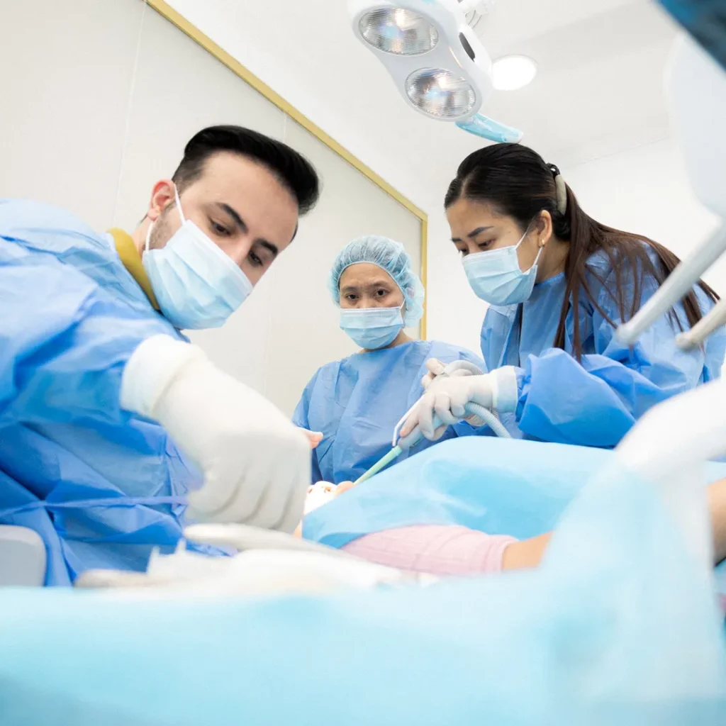 Straumann dental implant treatment in Dubai clinic