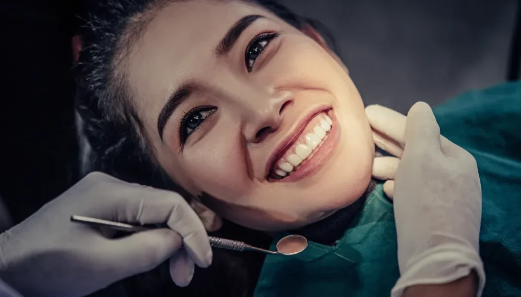 Hollywood Smile Dental Clinic